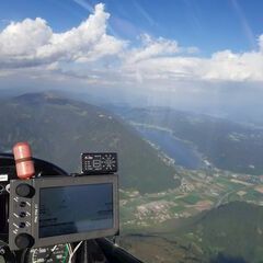 Flugwegposition um 15:41:07: Aufgenommen in der Nähe von Villach, Österreich in 2193 Meter
